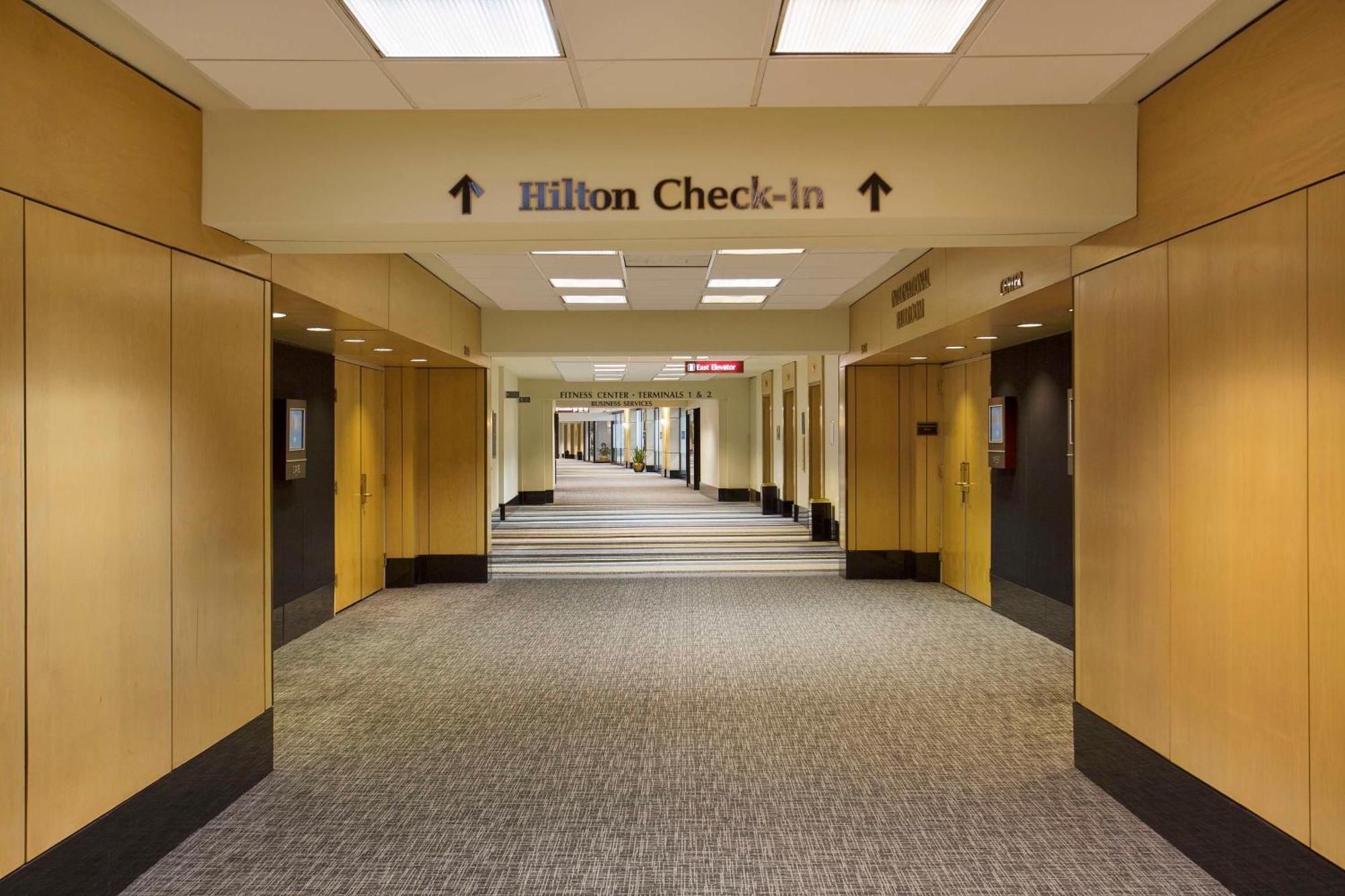 Hotel Hilton Chicago O'Hare Airport Rosemont Exterior foto